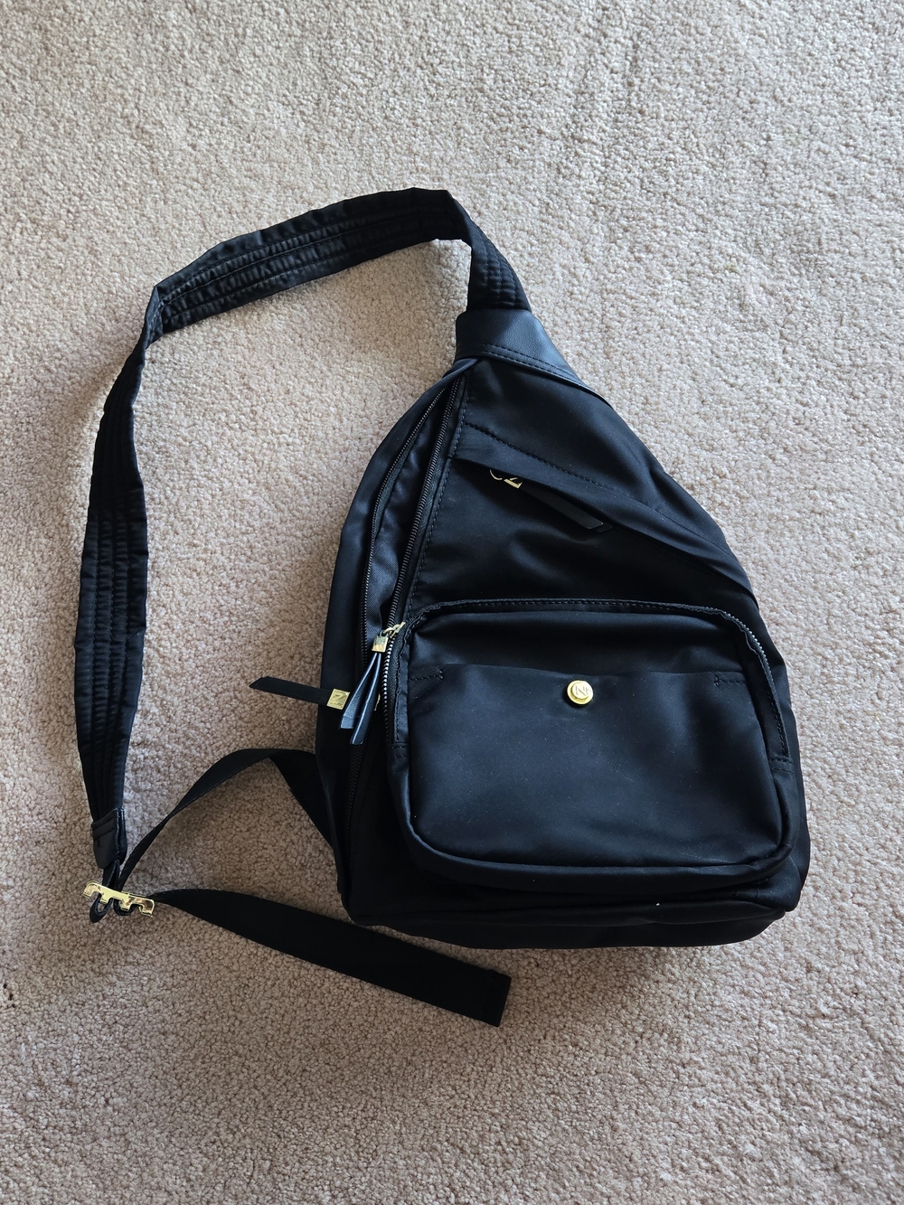 Black Naturalizer Sling Bag - Everyday Crossbody